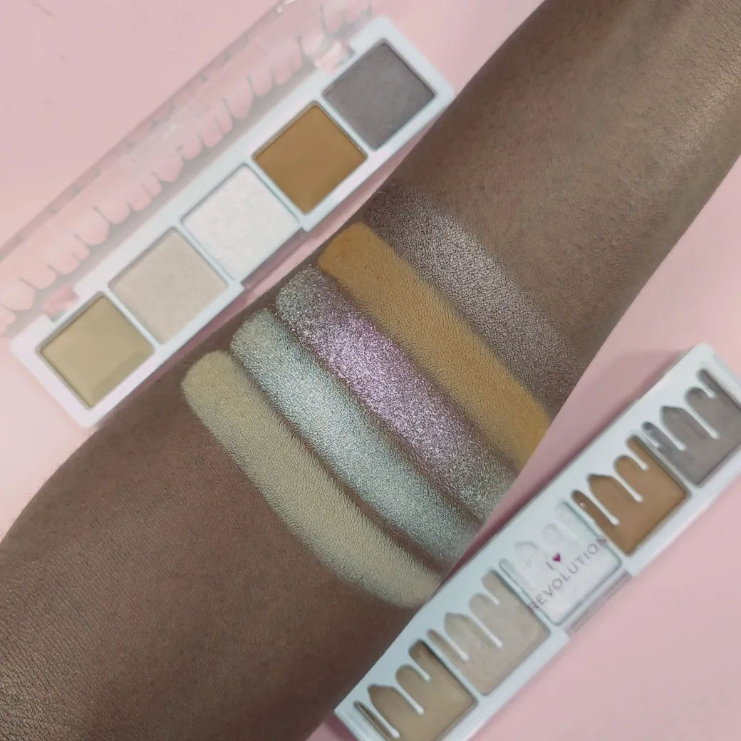 I Heart Revolution Mini Chocolate Shadow Palette White Vanilla Cream