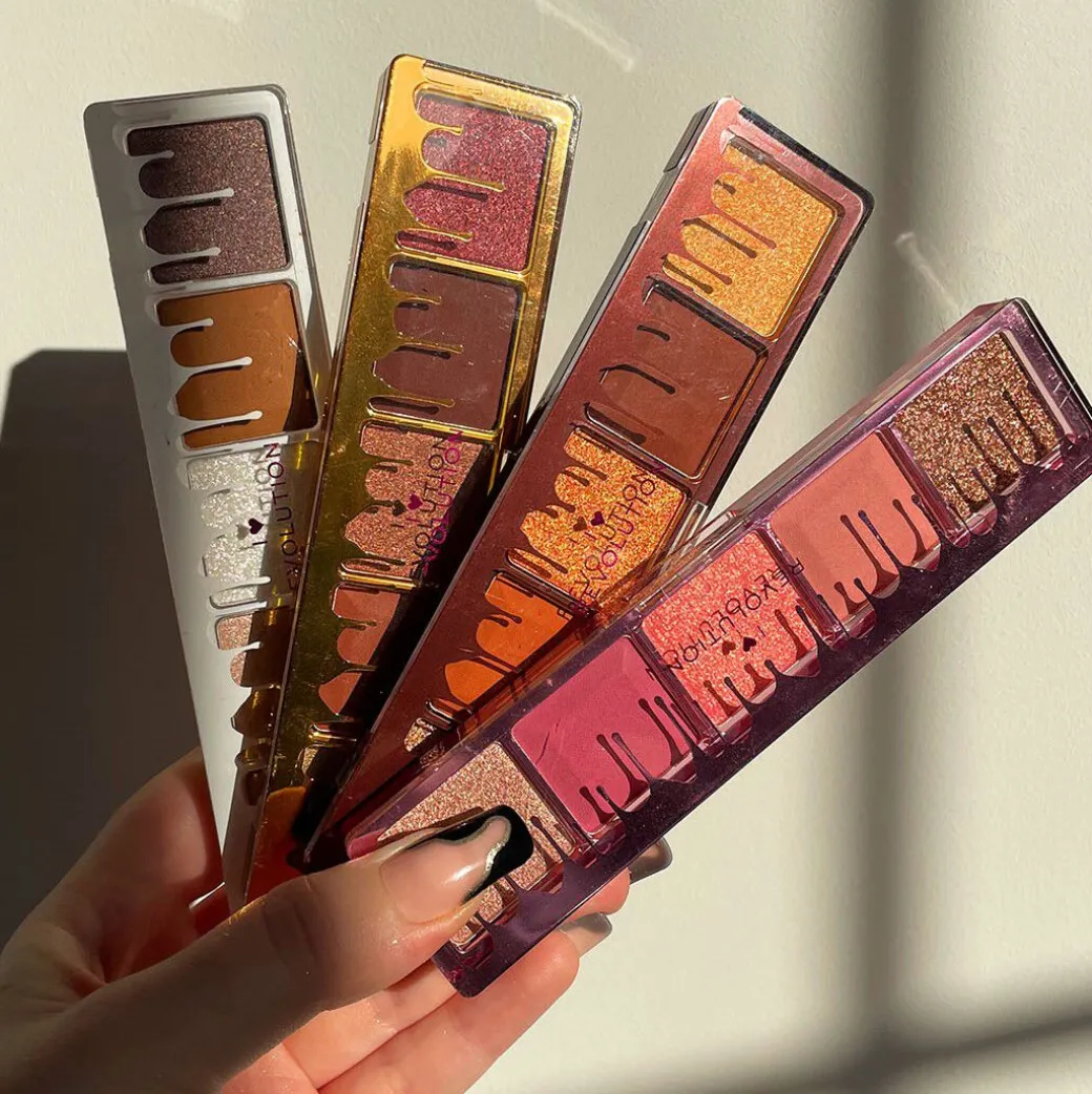 I Heart Revolution Mini Chocolate Shadow Palette White Vanilla Cream