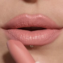 Makeup Revolution Lip Allure Soft Satin Lipstick Queen Pink