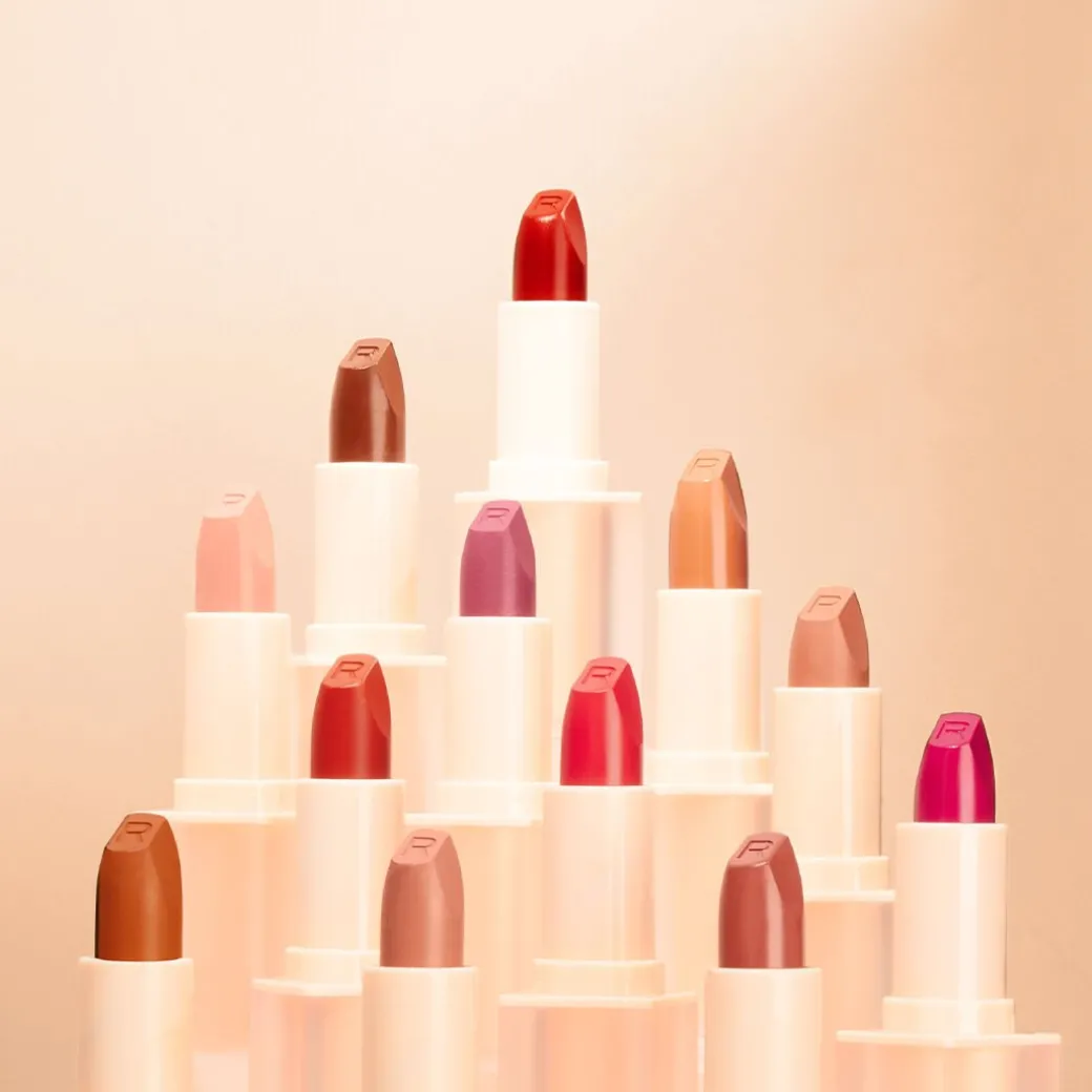 Makeup Revolution Lip Allure Soft Satin Lipstick Berry Boss