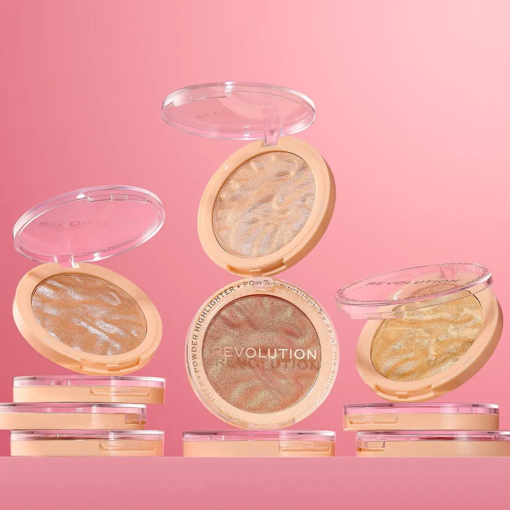 Makeup Revolution Reloaded Highlighter Dare to Divulge