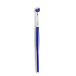 Relove by Revolution Fluffy Blending Brush