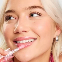 Revolution Pout Lip Oil