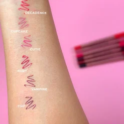 Revolution Satin Kiss Lipliner Cupcake Pink